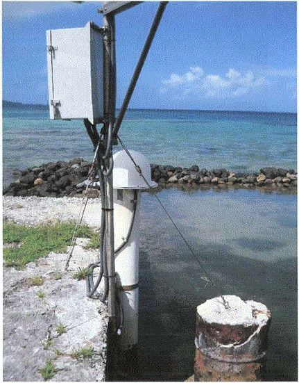 Capteur et boitier électrique sur le bord d'un quai