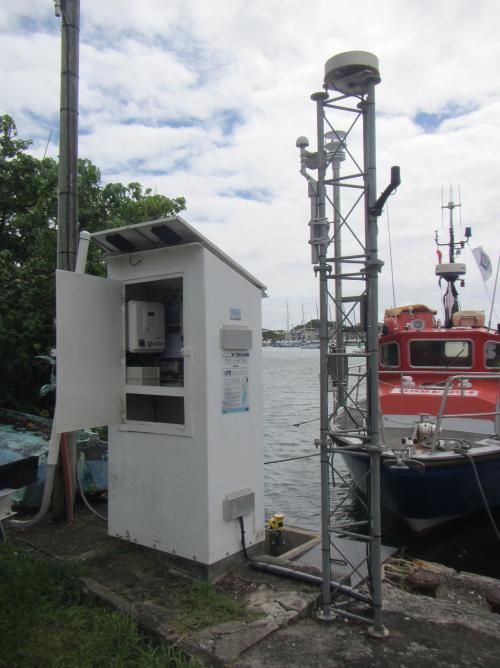 boitier maregraphe, antennes et capteurs