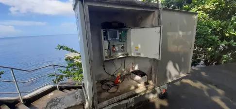 Local électrique du marégraphe du Précheur