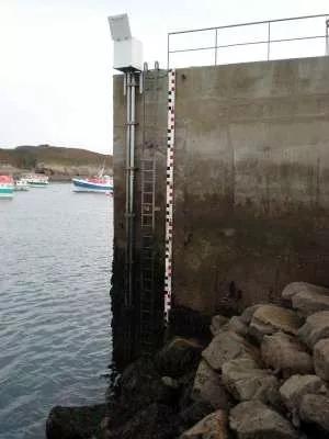 boitier, puit et échelle à basse mer
